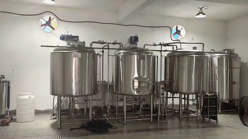 苏尼特左沧州075精酿啤酒厂