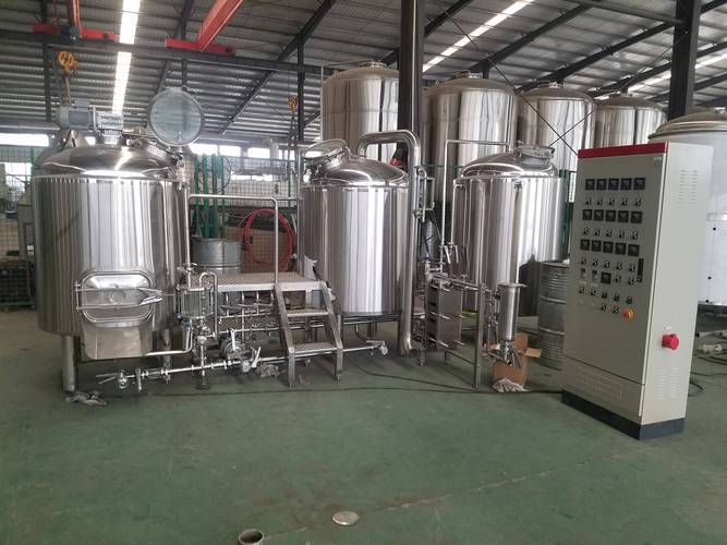 苏尼特左全套啤酒设备一套多少钱？开精酿厂到底得配齐哪些？